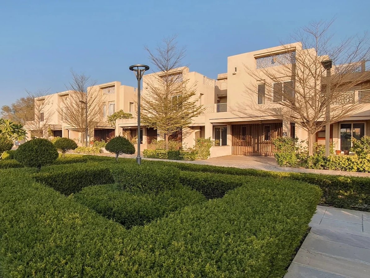 Large-scale villa and apartment township construction on Agra Road Jaipur